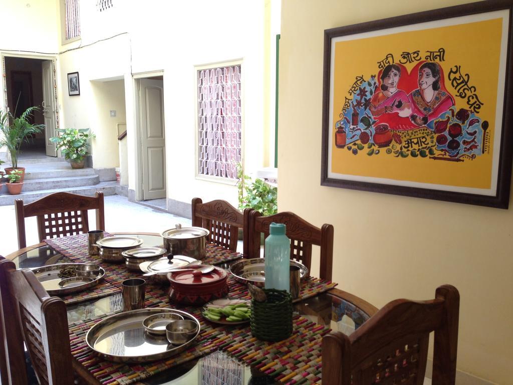 Granny'S Inn Varanasi Room photo
